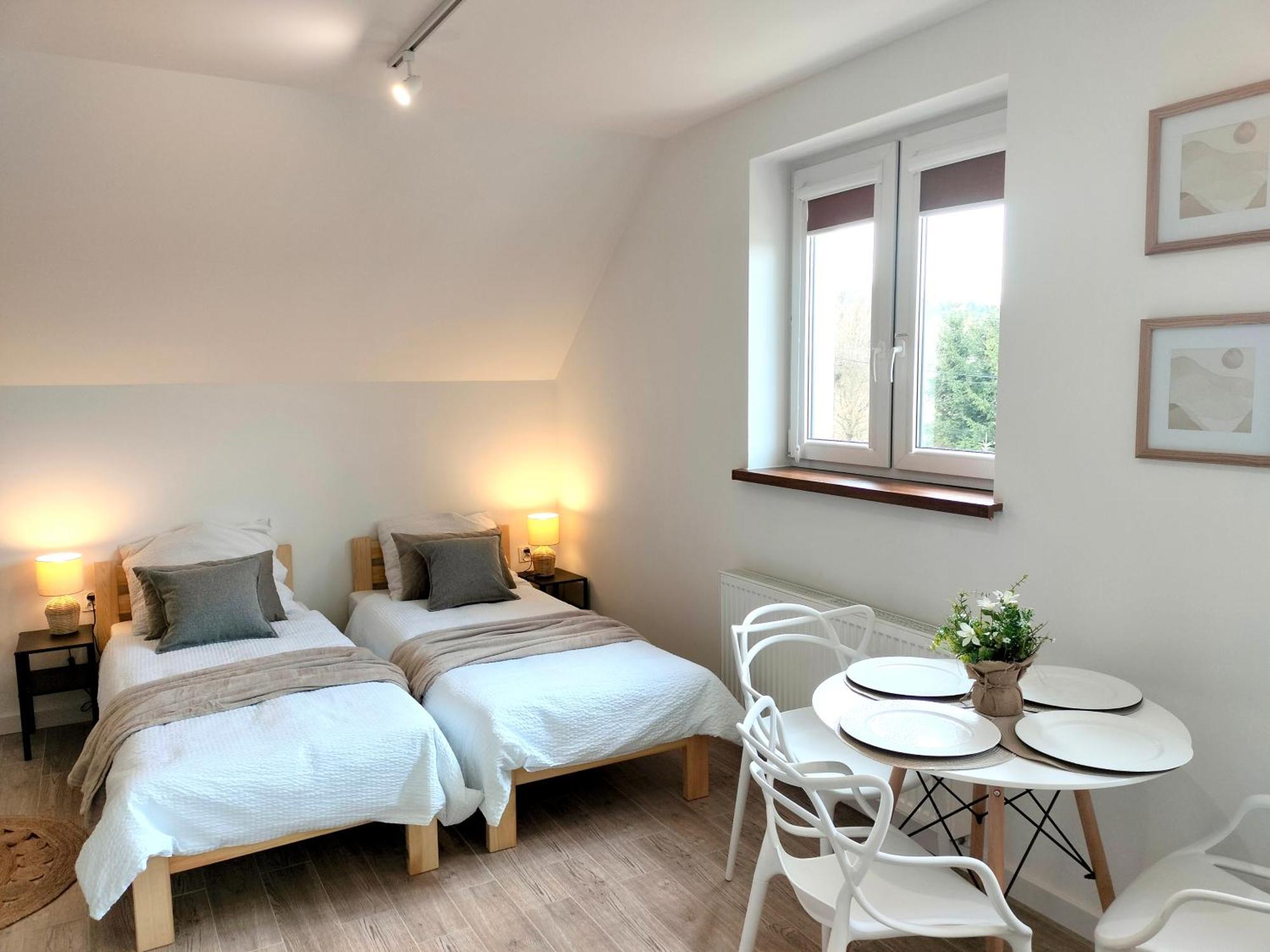 Agroturystyka Jodlowa - Rodzinne Apartamenty W Centrum Gor Swietokrzyskich - Sala Zabaw, Zwierzeta, Bilard Krajno-Zagorze Екстериор снимка